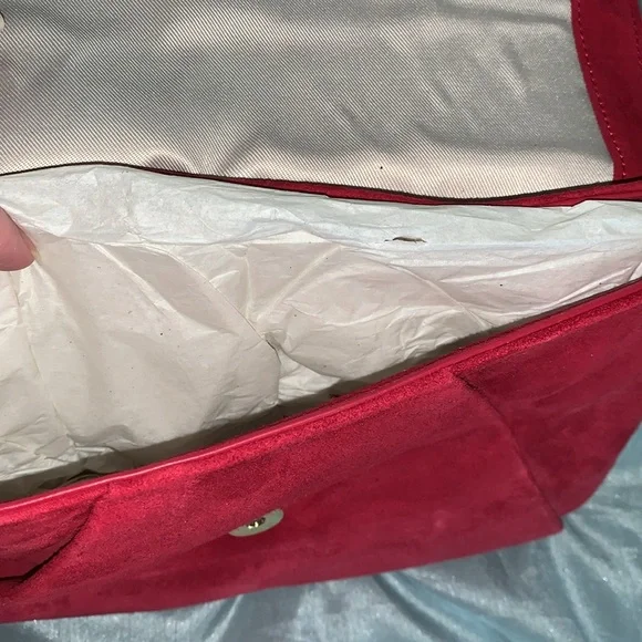 Ann Taylor red suede over the shoulder gold chain purse - Picture 4 of 5